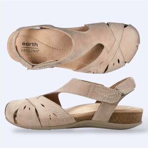 Earth Origins Birdine Ivory Leather Fisherman Sandal Women's Size 6 M